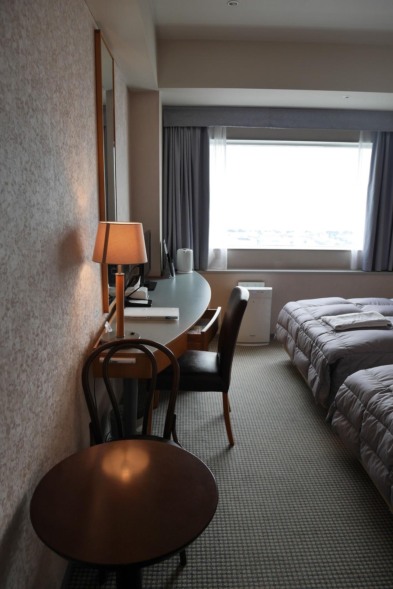 Yokohama Techno Tower Hotel Esterno foto