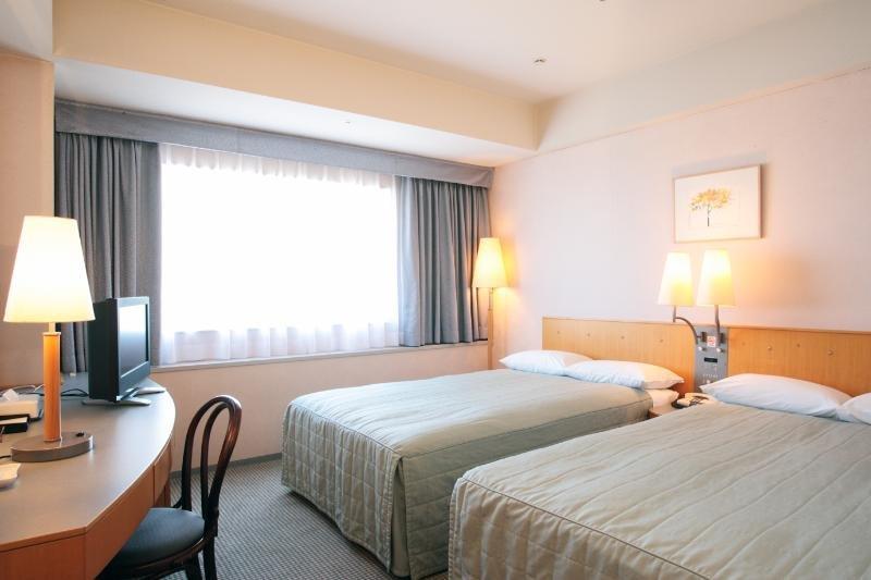 Yokohama Techno Tower Hotel Esterno foto